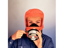 110576-Dr�ger Vluchtmasker, type Parat S